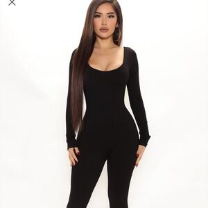 Fashion Nova snatched Black Jumpsuit
